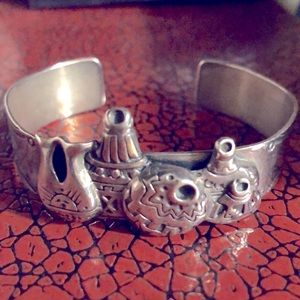 Sterling cuff w/ Native American Indian Navajo pottery jars cast in high relief